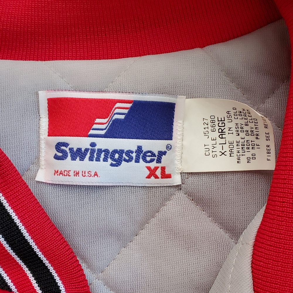 Vintage 1980's/1990's Men's Chicago Bulls Red Satin Swingster Jacket Size XL USA - Picture 4 of 7